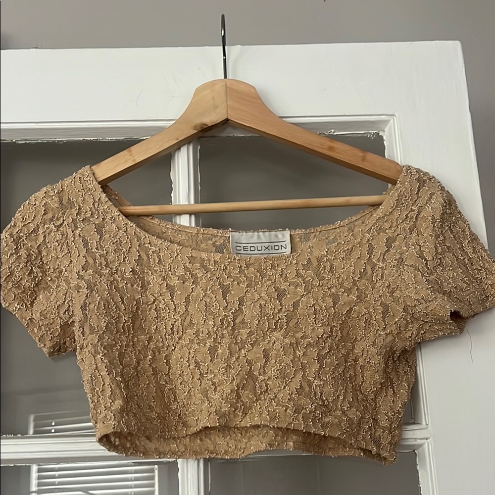 100% nylon Y2K stretchy lace top